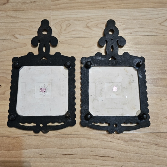 Vintage cast iron trivets - Picture 4 of 6